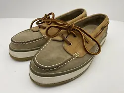 BASS Boat Shoes Topsiders LEATHER UPPER Size 7.5 Tan Olive Green Washable.  Great for the spring and summer! Here we...