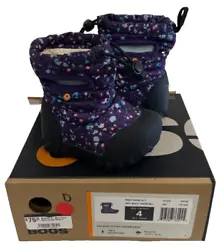 Bogs 23 B-Moc. Bogs Max-Wick. Fleece lining. Kids Winter Boots. Pull on snow boots. To prevent snow from entering. East...