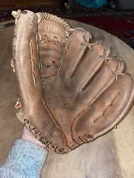 (Very Rare) Vtg Wilson, Bobby Bonds Pro Model A2610 12.5” RHT Baseball Glove. Vintage pre owned condition see pics.
