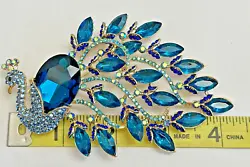 Glass OvalAqua Blue Stone & Crystal Glass Rhinestones Peacock Bird Brooch Pin. Beautiful Aqua Colored Stones, marquise...