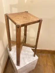 This antique Arts & Crafts Mission oak plant stand/side table is a beautiful addition to any home. The unique design...