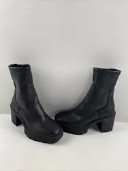 • The boots are in good condition. Our purpose at Unlimited fashion is to empower everyone. We believe that if you...