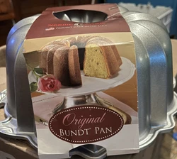 Nordic Ware Anniversary Bundt Pan Silver.
