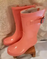 Bright Orange/Peach Color Girls Rainboots US Size 13/1 - Pre-owned, but in very good condition - all cleaned and...