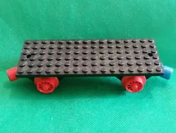 LEGO Train Base  with Wheels Red and Blue Réf x487c01 Set 724/725/726/181....