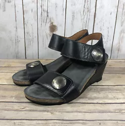 Item Condition - Preowned and previously worn but still in good overall condition. The item has been worn so shows...