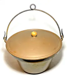 Beautiful Antique Copper POT w/LID and Hand Wrought Iron Looped Hanging Handle (9 Qt.). [NOTE: The bottom is curved for...