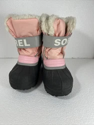 Sorrel Kids Size 13 Pink Snow Boots. Condition is Pre-owned. Local pickup only.