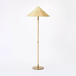 •Table lamp with tapered rattan shade •Comes with a 6ft cord •Dimmable light setting •Includes 1 LED bulb ...