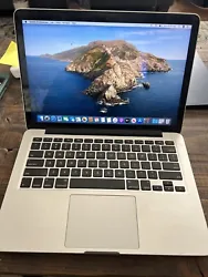 MacBook Pro 13 inch - Model A1502 i5 8RAM 256GB. Perfect working condition, includes charger.Minor wear but no major...