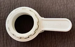 Popeil Automatic Pasta Maker P400 Replacement Parts Only Locking Nut Ring Wrench. Please see photos for wear on the nut...