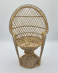 Wicker peacock fan chair/ 18