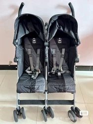 This MacLaren Triumph double stroller is perfect for parents on-the-go with two young children. Known for their...