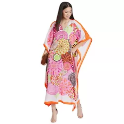 This simple random go to Kaftan is 100 % Polyester. Wear this kaftan to a casual evening out for drinks with friends,...