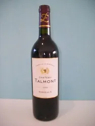 Bouteille de vin rouge château Talmont 2006.