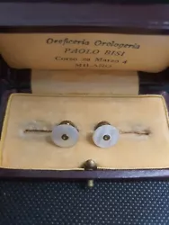 Boutons anciens Nacre Et Plaque Or Ref G318. Diamètre 10 mm