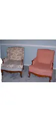 Vintage Chairs Custom Refurbished, Medium Wood Arms And Legs. Excellent condition. Very Comfortable. Wide pillows...