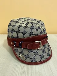 Very nice hat with minor to no wear No box or Dustcover