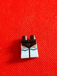 Piece de rechange lego officiel JAMBE . État : Occasion Vendu comme sur les photo de lannonce en ligne Envoyé...