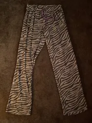 Hannah Lounge Grey Zebra-Print Fuzzy Pajama Pants Size S. Shipped with USPS First Class Package.