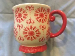 The Pioneer Woman Stoneware Coffee Cup Mug Red Floral Burst Footed16 ozTall 4.5”Wide 4.25”Used. No chips or cracks....