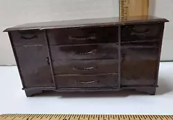 Item is sold as appears in pictures.