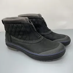 Clarks Outdoor Muckers Snow Boots Ankle Winter Quilted Insulated Waterproof Front Zip Leather Black Womens 8Condition:...