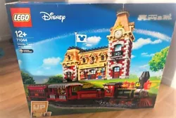 LEGO Disney:Train et gare disney (71044) RETIRÉ/ Tout neuf scéllé.