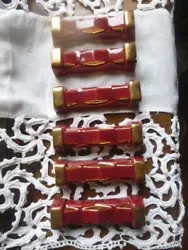 Portes couteaux céramique anciens Art Déco rouge et doré lot de 6 - 9 cm de long Hauteur 2cm - Très bon état -...