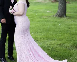 Pink Jovani Prom Dress Size 12. Condition is Pre-owned. Shipped with USPS Priority Mail.