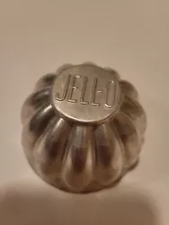 Single JELL-O Mold Aluminum Jello Brand Vintage Mid-Century 3” Scalloped. Very cool find! Make fun memories making...