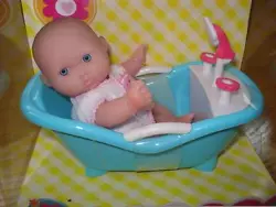 MINI Baby in Bathtub. Mini Playset. MY SWEET LOVE. Great Bath toy! Adorable Blue eyed Baby.