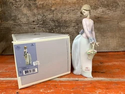 LLADRO - BASKET OF LOVE - FLORES DE MI JARDIN - #7622 - RETIRED - MINT CONDITION WITH BOX 