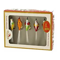 This set includes five beautifully detailed, colorfully painted glass birds that clip onto your tree for a...