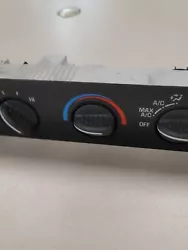 2001 - 2007 CHEVY EXPRESS SAVANA DASH CLIMATE TEMPERATURE HEATER CONTROL OEM.