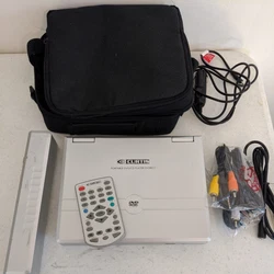 Curtis DVD8017 Portable DVD Player (7
