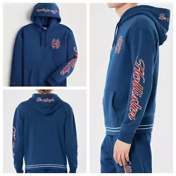 Made with super soft fleece fabric, this hoodie features print logo graphic details at the left chest, left sleeve and...