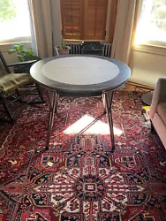 Cool, retro 1950s table with a removable leaf. 36