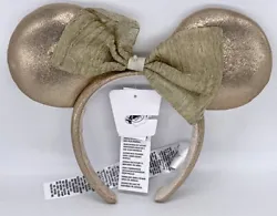 Minnie Mouse Ears Headband. 