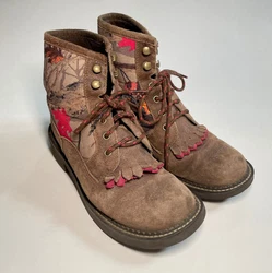 Ariat Women Hiking Boots Terrain Camo Brown Pink Leather Ankle Boots size 7 BOne lace is damagedPlease see photos