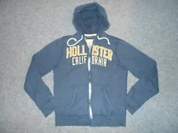 EXCELLENT CLEAN CONDITION. JUST ALL THE FACTORY DISTRESSING. COLOR IS DARK NATURAL BLUE. KNOW THE FIT OF HOLLISTER, IT...