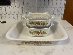 Large casserole dish does not have a lid but still a rare find. Used condition but excellent shape.