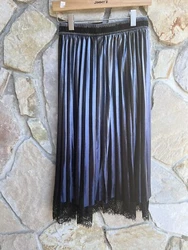 LECCOVE Helsinki Blue Pleated Velvet Maxi Skirt with Lace Underskirt Size Small.