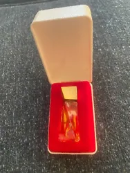 Flacon de parfum ancien Magie de Lancôme dans sa boite dorigine. Très rare