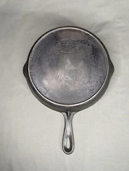 Vintage Cast-Iron Skillet No. 8 Favorite Piqua Ware Smiley 10