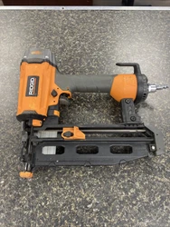 RIDGID R250SFF 16 Gauge 2.5 inch Finish Nail Gun. Works perfect 100% tested