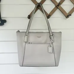 Kate Spade Cameron Leather Tote Shoulder Bag Gray Classic Zip Top. Great condition! Kate spade Cameron tote bag “Show...