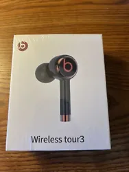 Beats by Dr. Dre Tour 3 Wireless In-Ear Buds-New Sealed-Black. 1 pair of wireless earphones. USB charging cable....