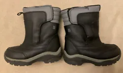 Lands End snow boots 8 medium toddler black winter. Shows some wear