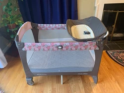 Portable Seat Deluxe has head support and plush, soft fabrics to keep baby cozy.